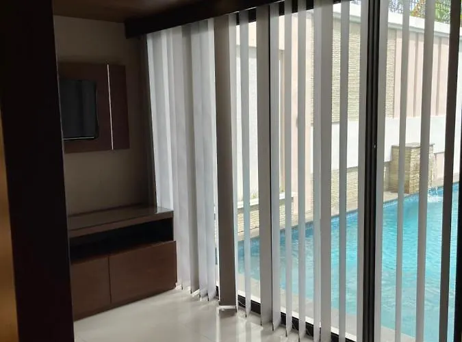 Blue Breeze Villa