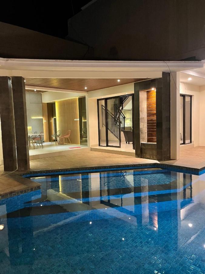 Blue Breeze Villa